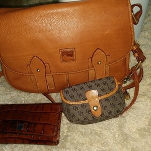 Dooney Bourke Bundle